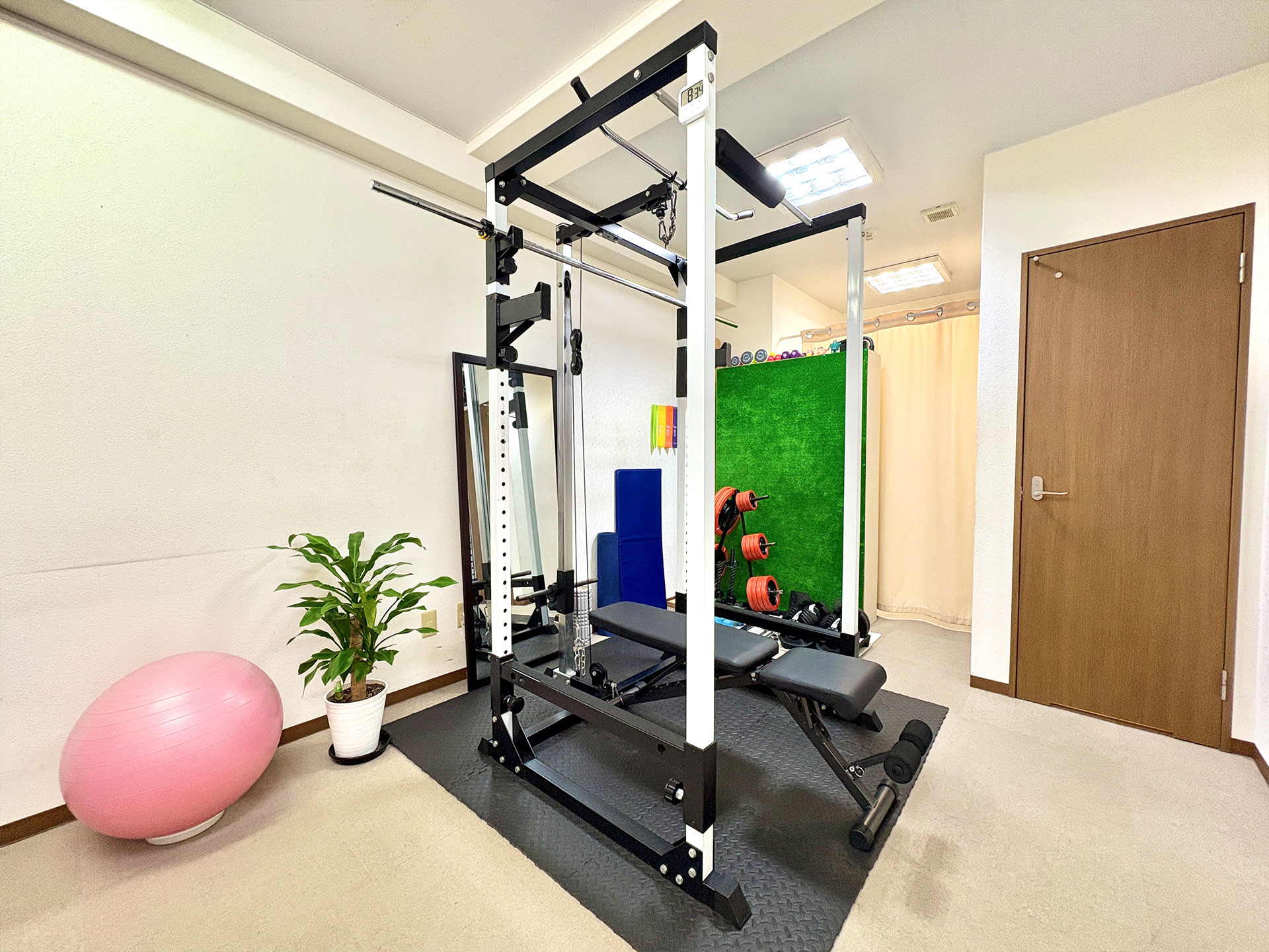 出町柳店の店内写真