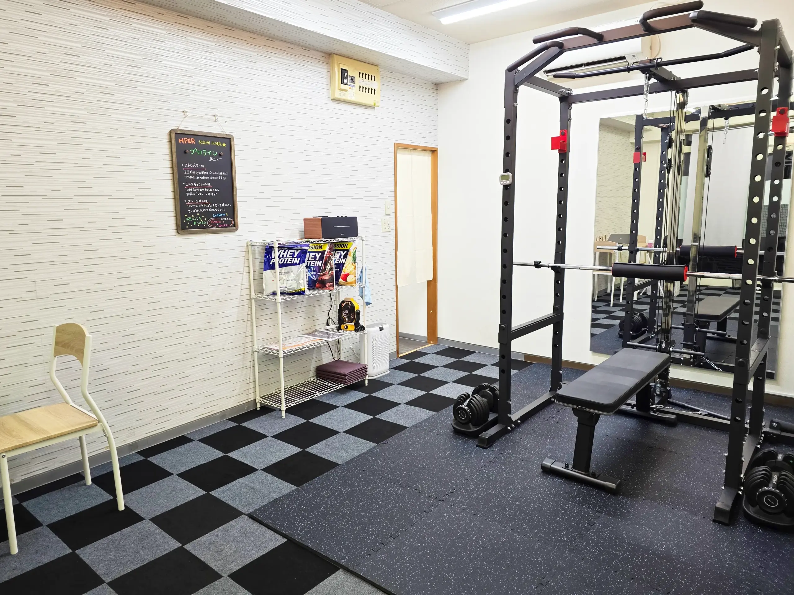 北九州八幡店の店内写真