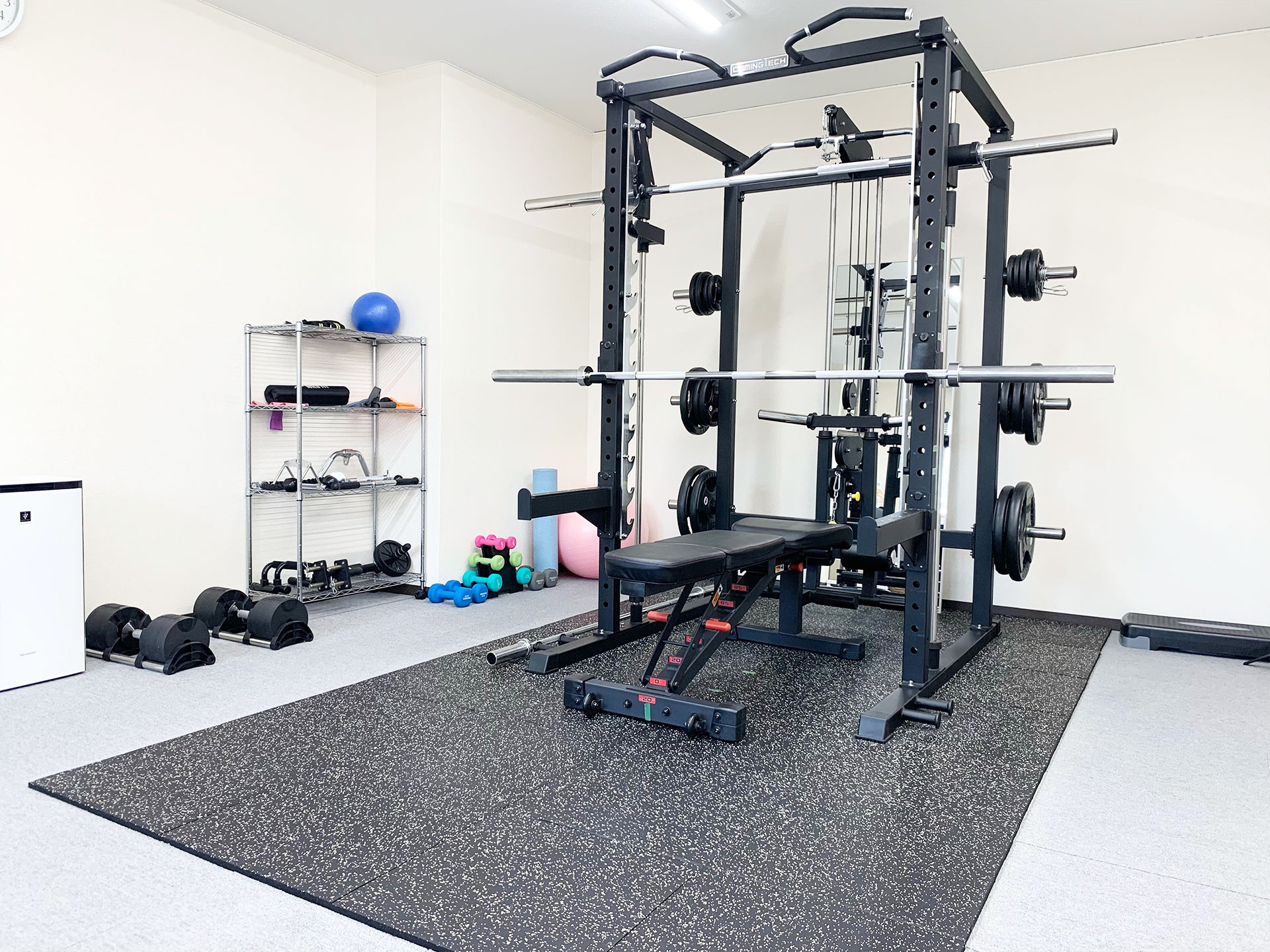 岡崎店の店内写真