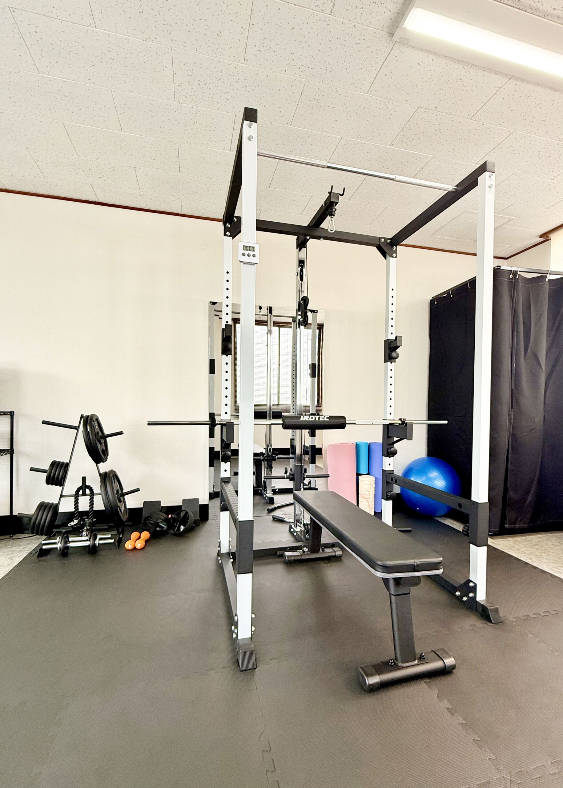 四日市店の店内写真