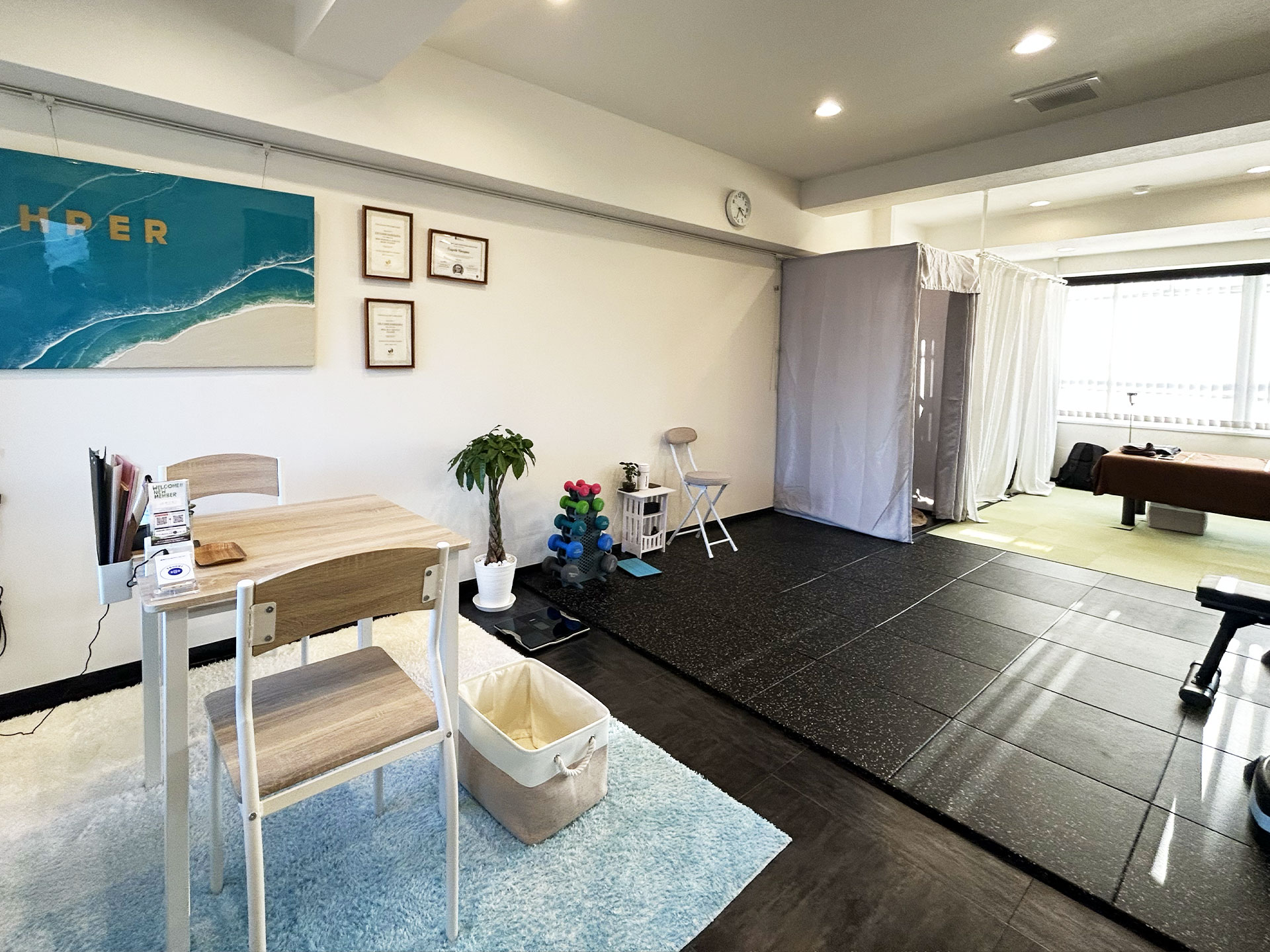 横浜矢向店の店内写真